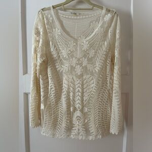 Capri floral lace women’s top - Medium